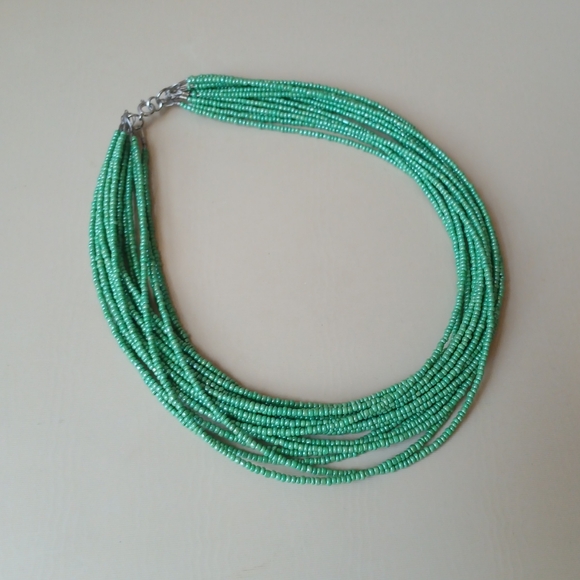 Handmade mint green beaded layered short necklace - Picture 1 of 4